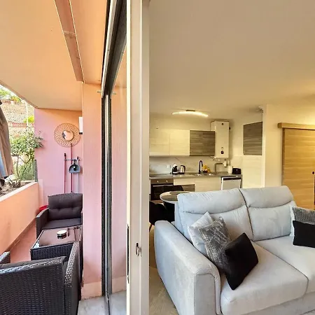 Appartement Renove Climatise 4 Voyageurs Menton