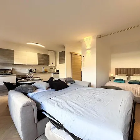 Renove Climatise 4 Voyageurs Apartmán Menton