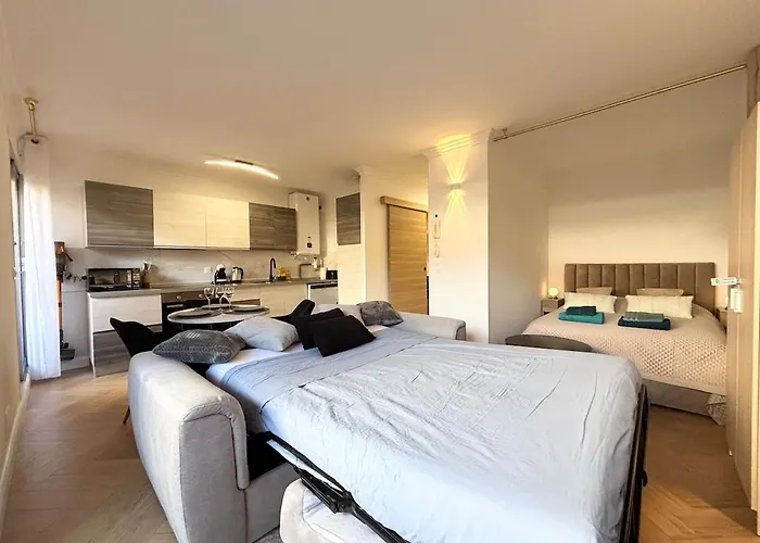 Renove Climatise 4 Voyageurs Apartmán Menton